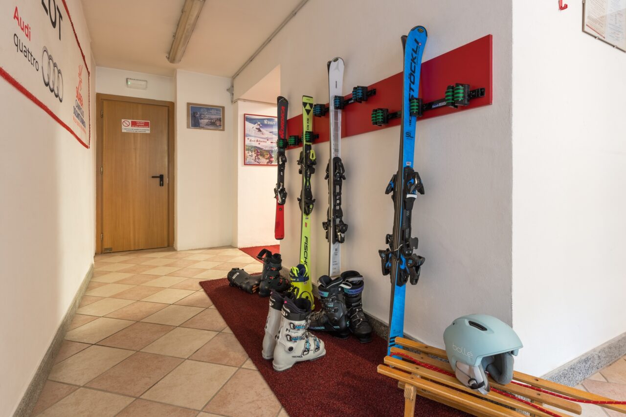 deposito sci attrezzato Hotel Bellavista Pinzolo